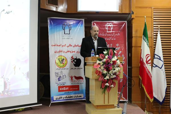 معاون توسعه مدیریت و منابع استانداری کرمانشاه :توسعه با محوریت دانشگاه‌ها اتفاق می‌افتد