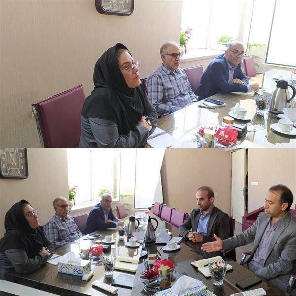 نشست هم اندیشی پژوهشی معاونت تحقیقات و فناوری و دانشگاه علمی کاربردی برگزار شد.