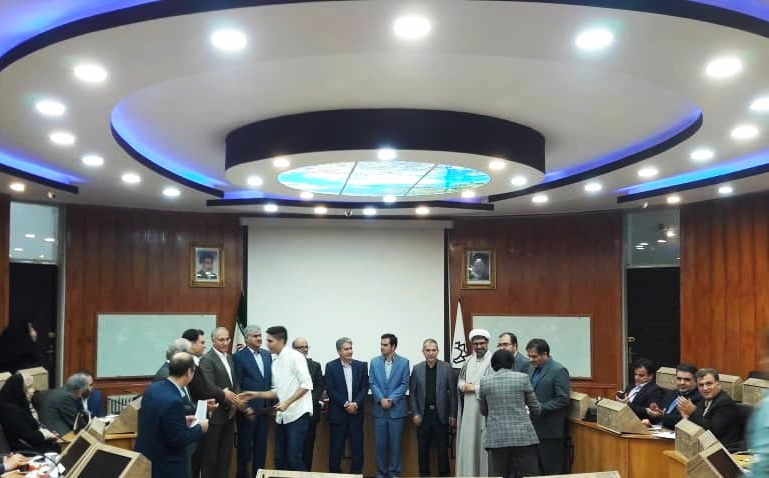 تجلیل از دانشجویان