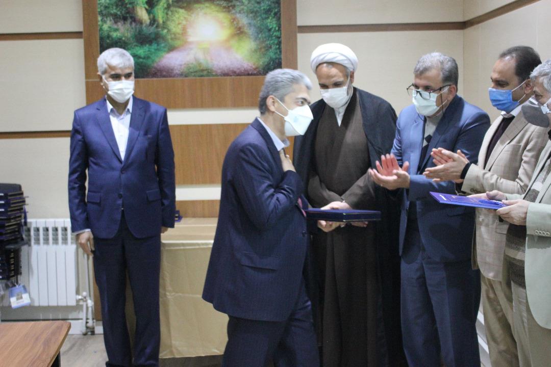 روز پژوهش ۱۴۰۰